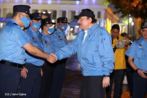 Presidente Daniel Ortega y Vicepresidenta Rosario Murillo presidieron acto del 43 Aniversario de la Policía Nacional