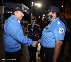 Presidente Daniel Ortega y Vicepresidenta Rosario Murillo presidieron acto del 43 Aniversario de la Policía Nacional