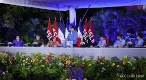 Presidente Daniel Ortega y Vicepresidenta Rosario Murillo presidieron acto del 43 Aniversario de la Policía Nacional