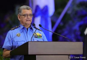 Presidente Daniel Ortega y Vicepresidenta Rosario Murillo presidieron acto del 43 Aniversario de la Policía Nacional