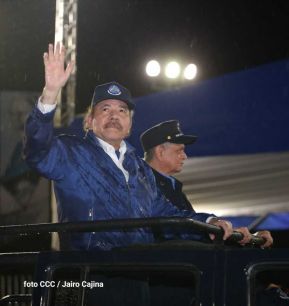 Desfile Policial "En Fuerzas de Victorias" desde la Avenida de Bolívar a Chávez
