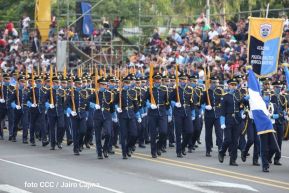 Desfile Policial "En Fuerzas de Victorias" desde la Avenida de Bolívar a Chávez