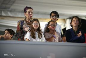 Desfile Policial "En Fuerzas de Victorias" desde la Avenida de Bolívar a Chávez