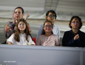 Desfile Policial "En Fuerzas de Victorias" desde la Avenida de Bolívar a Chávez