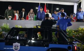 Desfile Policial "En Fuerzas de Victorias" desde la Avenida de Bolívar a Chávez