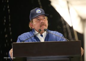 Desfile Policial "En Fuerzas de Victorias" desde la Avenida de Bolívar a Chávez