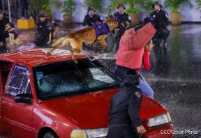 Desfile Policial "En Fuerzas de Victorias" desde la Avenida de Bolívar a Chávez