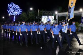 Desfile Policial "En Fuerzas de Victorias" desde la Avenida de Bolívar a Chávez
