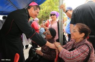 Carretas peregrinas llegan a Popoyuapa en un ambiente de fe y devoción