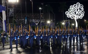 Desfile Policial "En Fuerzas de Victorias" desde la Avenida de Bolívar a Chávez