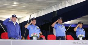 Desfile Policial "En Fuerzas de Victorias" desde la Avenida de Bolívar a Chávez