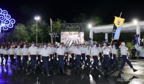 Desfile Policial "En Fuerzas de Victorias" desde la Avenida de Bolívar a Chávez