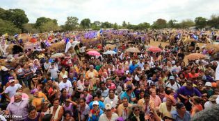 Carretas peregrinas llegan a Popoyuapa en un ambiente de fe y devoción
