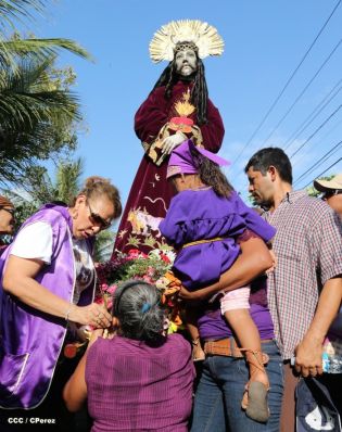 Carretas peregrinas llegan a Popoyuapa en un ambiente de fe y devoción