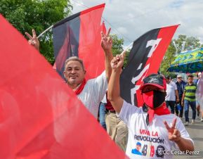 Conmemoración de los 45 años de la caída en combate del Comandante Pedro Aráuz Palacios
