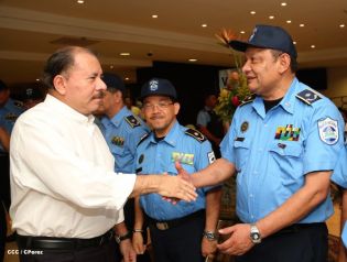 Presidente Daniel y Compañera Rosario clausuran XXIII Reunión de mandos de la Policía Nacional