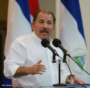 Presidente Daniel y Compañera Rosario clausuran XXIII Reunión de mandos de la Policía Nacional