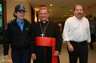 Presidente Daniel y Compañera Rosario clausuran XXIII Reunión de mandos de la Policía Nacional