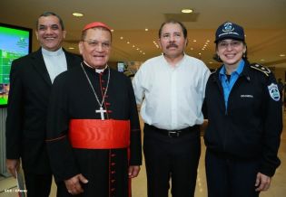 Presidente Daniel y Compañera Rosario clausuran XXIII Reunión de mandos de la Policía Nacional