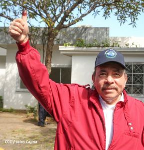 Presidente Daniel Ortega y Vicepresidenta Rosario Murillo votan en Elecciones Soberanas 2022
