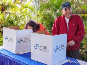 Presidente Daniel Ortega y Vicepresidenta Rosario Murillo votan en Elecciones Soberanas 2022