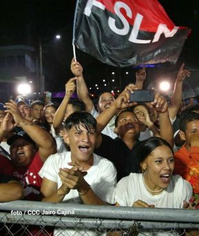 Fiesta de la Militancia Sandinista en la Plaza de Las Victorias
