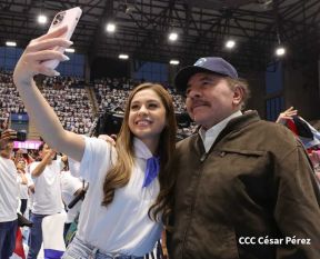 Clausura del Congreso de Juventud Sandinista 19 de Julio