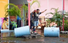 Incendio en tramos de pólvora en Tiscapa