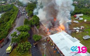 Incendio en tramos de pólvora en Tiscapa