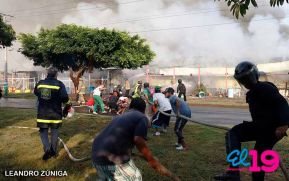 Incendio en tramos de pólvora en Tiscapa