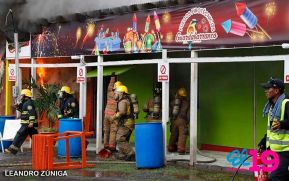 Incendio en tramos de pólvora en Tiscapa