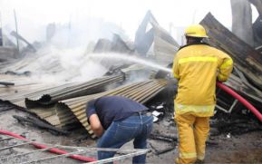 Incendio en tramos de pólvora en Tiscapa