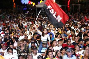 Celebración de la Fiesta de las Victorias en Avenida de Bolívar a Chávez