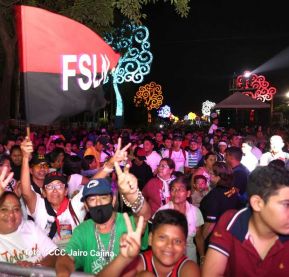 Celebración de la Fiesta de las Victorias en Avenida de Bolívar a Chávez