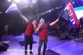 Celebración de la Fiesta de las Victorias en Avenida de Bolívar a Chávez