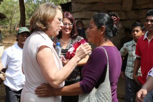 Rebeca Grynspan conoce experiencias de programas del Gobierno Sandinista en Nicaragua