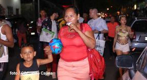 Gritería: Rezar y cantar casa por casa a La Virgen María