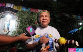 Gritería: Rezar y cantar casa por casa a La Virgen María