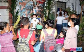 Gritería: Rezar y cantar casa por casa a La Virgen María