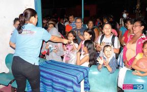 Gritería: Rezar y cantar casa por casa a La Virgen María