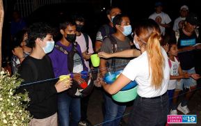 Gritería: Rezar y cantar casa por casa a La Virgen María