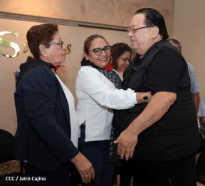 Rinden homenaje póstumo a Blanca Segovia Sandino Aráuz