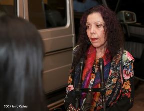 Rinden homenaje póstumo a Blanca Segovia Sandino Aráuz