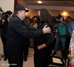 Rinden homenaje póstumo a Blanca Segovia Sandino Aráuz