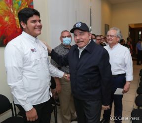 Rinden homenaje póstumo a Blanca Segovia Sandino Aráuz