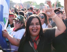 Caminata en conmemoración del 48 aniversario del asalto a la casa de Chema Castillo