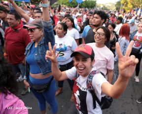 Caminata en conmemoración del 48 aniversario del asalto a la casa de Chema Castillo