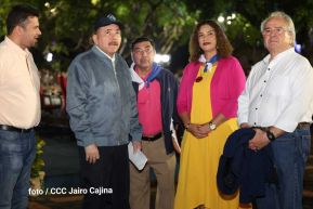 Homenaje al héroe nacional Roberto Clemente