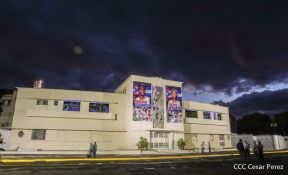 Homenaje al héroe nacional Roberto Clemente