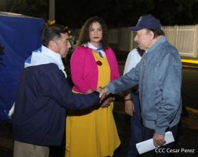 Homenaje al héroe nacional Roberto Clemente